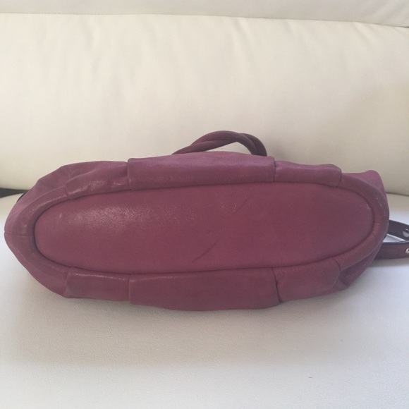 ๐2Xs HP๐AUTHENTIC COACH MADISON LEATHER SATCHEL - Picture 3 of 4