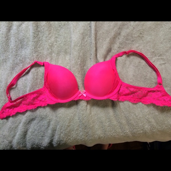 Pink VS Bra - Picture 1 of 4