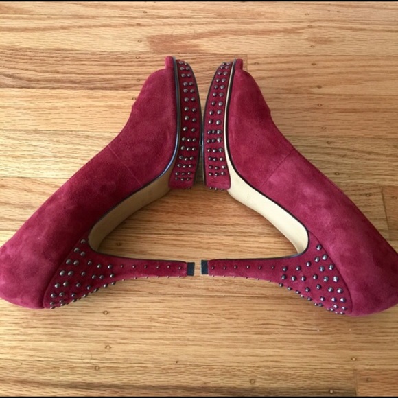 Studded Suede Brown Red Pumps.