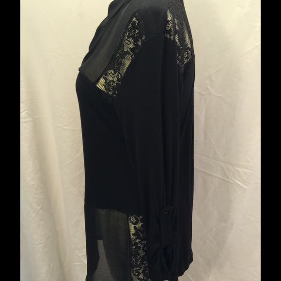 Michael Tyler Button Up Top - Picture 2 of 4