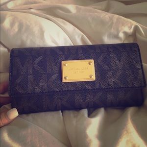 Brand new Jet Set Logo wallet