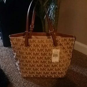 Michael Kors Grab Bag Camel