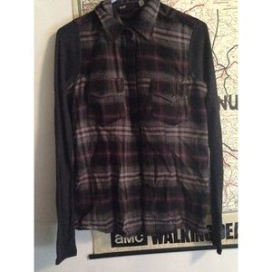 Flannel / sweater Foxy Brand