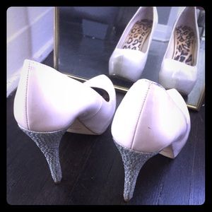 Shoe Dazzle Rhinestone heeled pumps