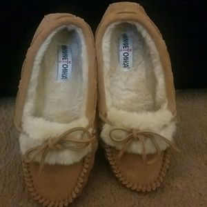 Minnetonka Fur Lined Slippers