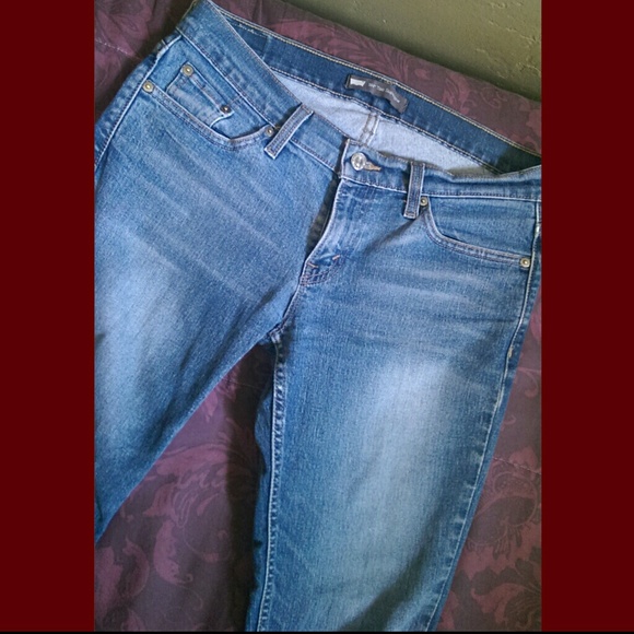 524 too super low levis !