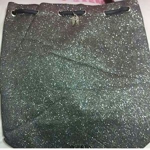 Reduced! Vs bag reserved