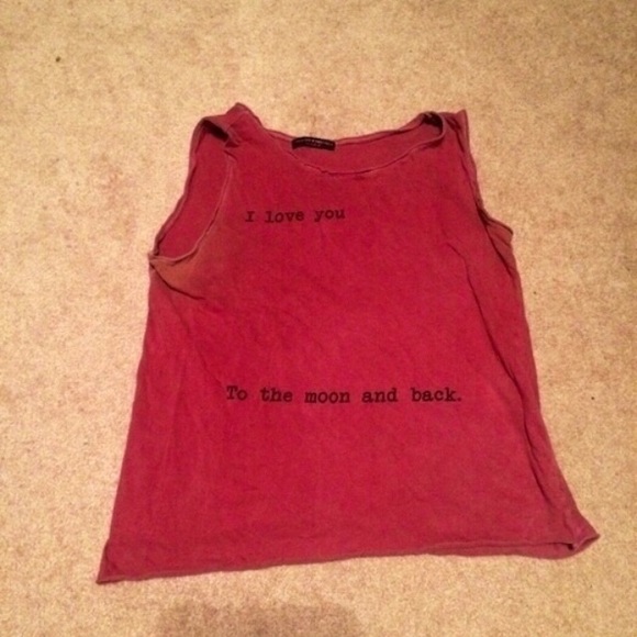 Maroon "I love you to the moon and back"