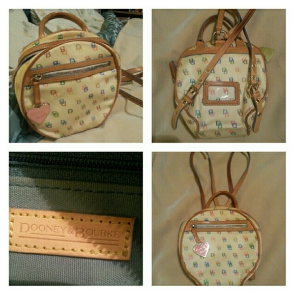 Dooney & Bourke backpack purse