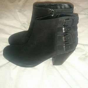 Sam Edelman Lucca Boot Color: Black