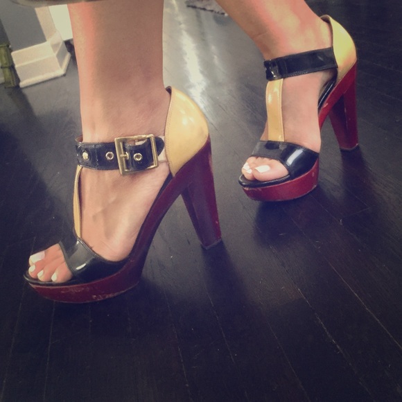 Steve Madden platform sandals