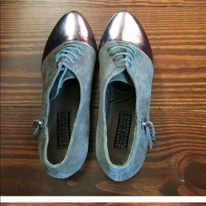 Metallic oxfords