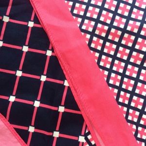 Geometric head scarf