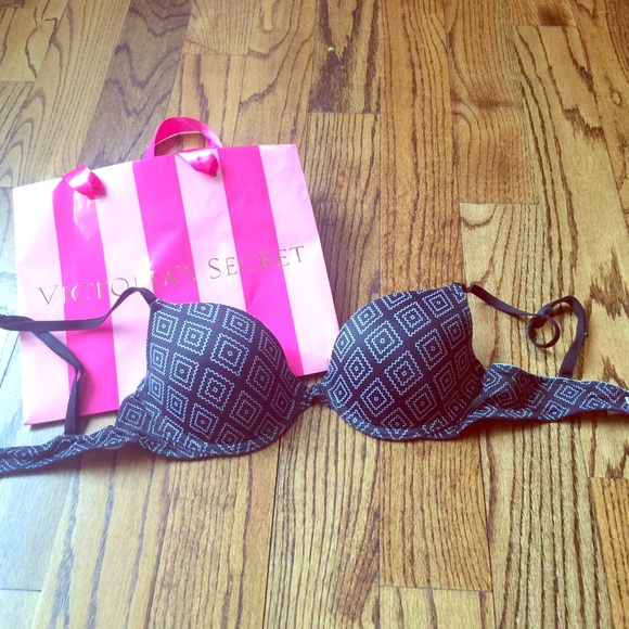 💟VS PINK black/white pattern daily bra 34B💟