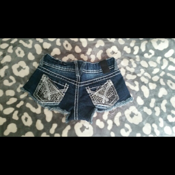 vanity short shorts.