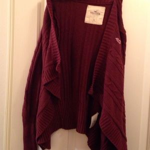 Maroon hollister knit sweater