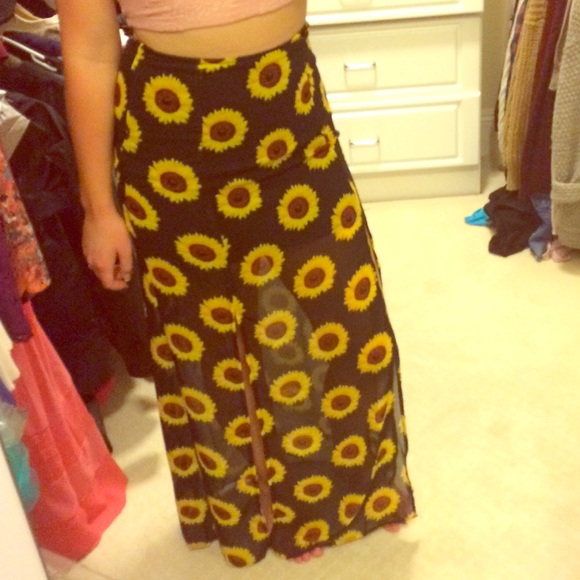 🌻🌻Sunflower Maxi Skirt
