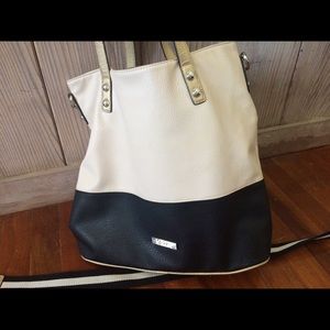 Jessica Simpson Gateway Purse - Crm/Blk