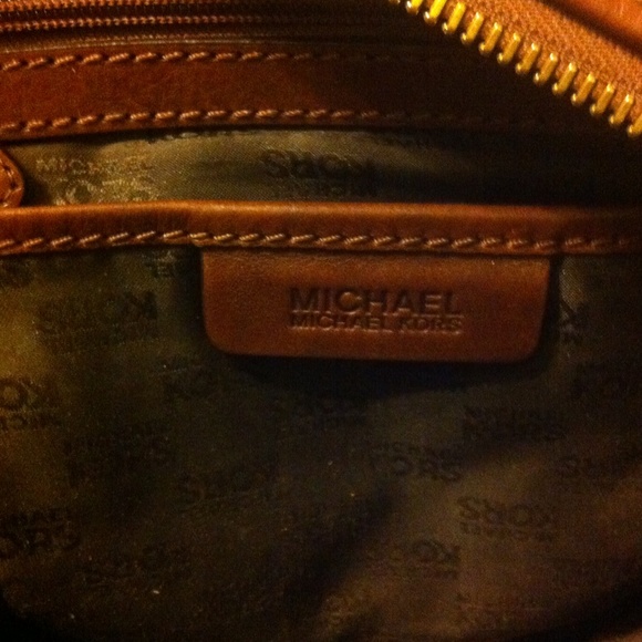 Michael Kors bag - Picture 3 of 3
