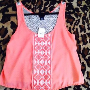 No sleeveshirt