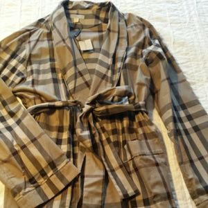 Burberry dressing robe