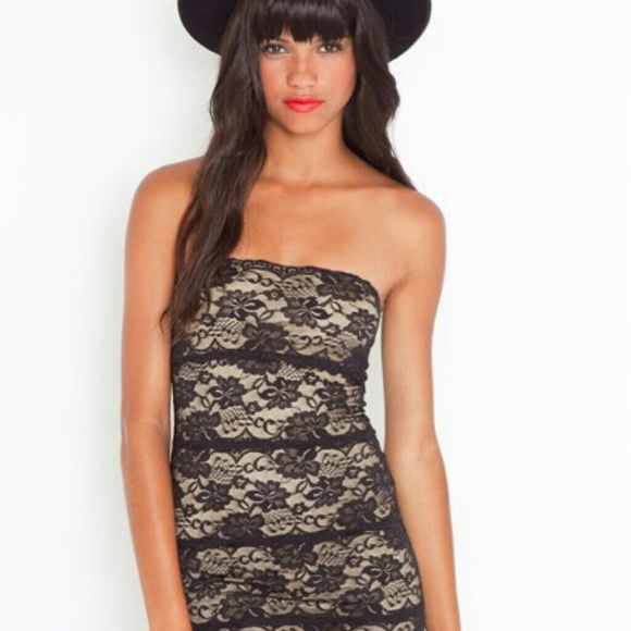 Sml Lace tube dress by nasty gal. Black and nude.