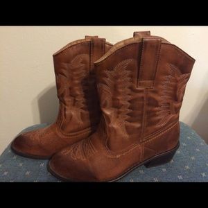 Beige Cowgirl Boots from Charming Charlie 💌