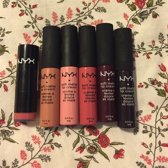 1 NYX LIPSTICK & 5 NYX SOFT MATTE LIP CREAMS