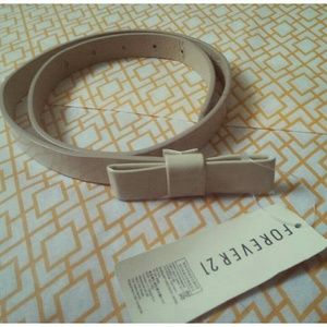 Forever 21 Beige Bow Belt