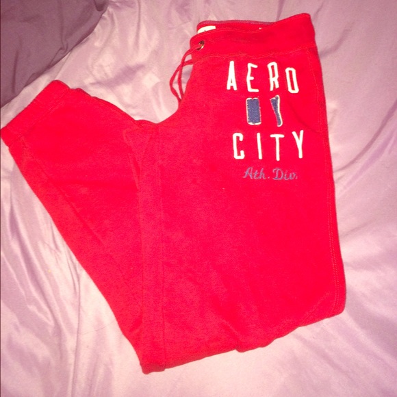 Aero Sweats🎀