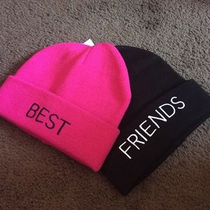 Best Friends Beanies 💕