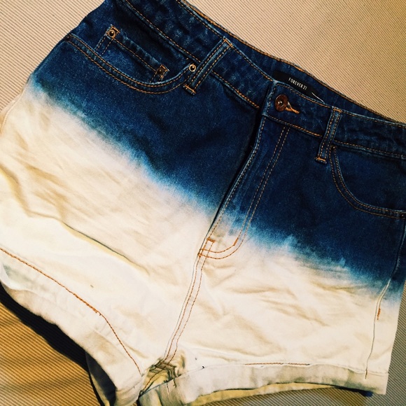 f21 ombré shortsWILL COME WITH STICKERS - Picture 3 of 3