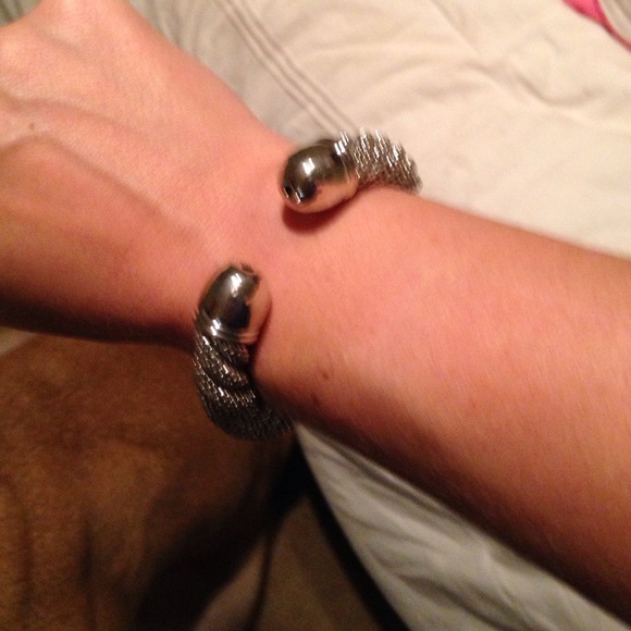 Bracelet - Picture 2 of 4