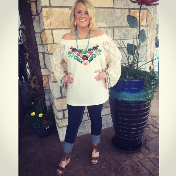 Double D Ranch Rope the Wind Top