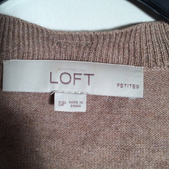 Ann Taylor LOFT Cardigan - Picture 2 of 3