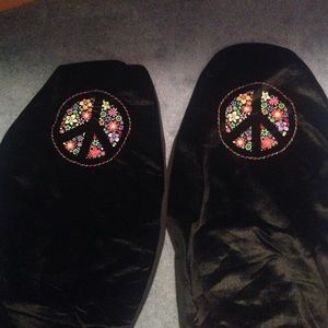 Two peace sign seat covers