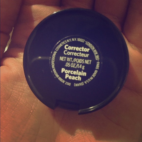💕Corrector in •porcelain peach• 💕