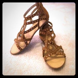 Brown sandals with gold gem details