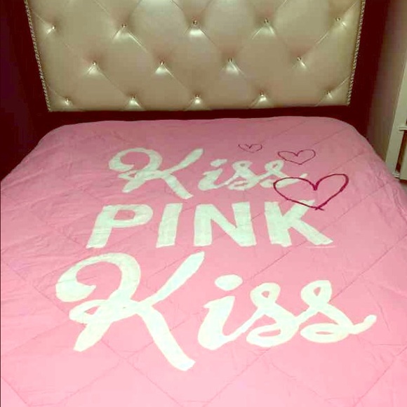 Victoria's Secret pink comforter