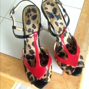 ❤️SALE!! Gianni Bini leopard hair pumps 👠