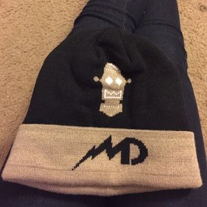 Mechanical Dummie beanie