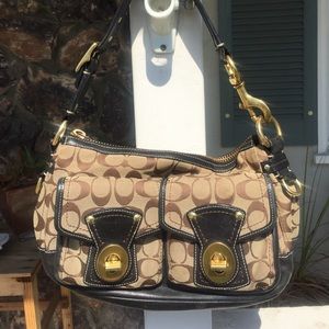 🎉MAKE ME AN OFFER! 🎉 Coach limited addition