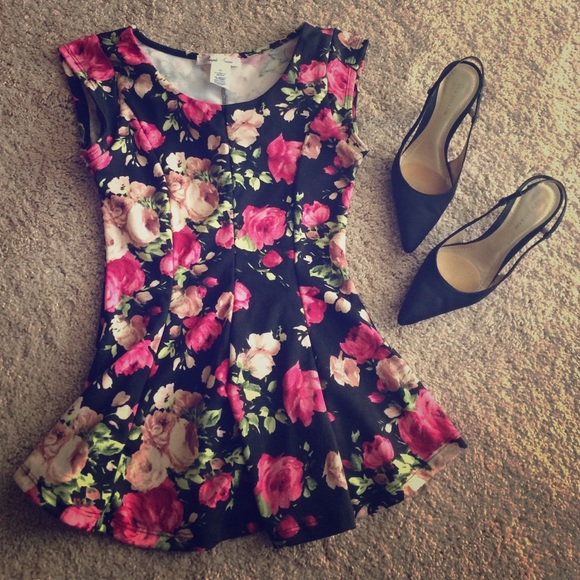 🌸🌺floral blouse🌺🌷