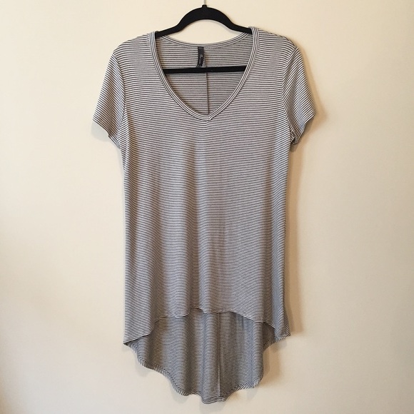 • SOLD • Striped Tunic Tee L - Picture 3 of 4