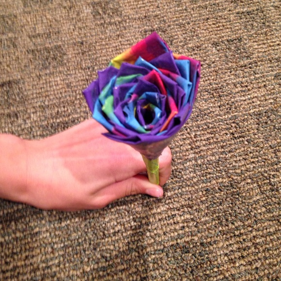Pen email us or comment color requests - Picture 1 of 2