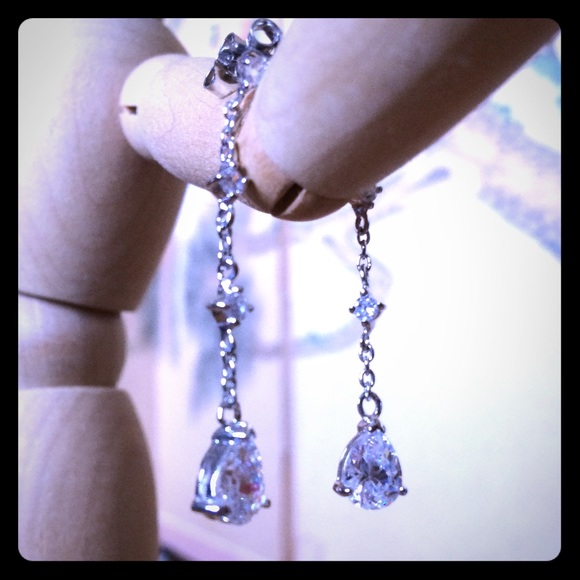 Silver (925) and CZ drop earrings