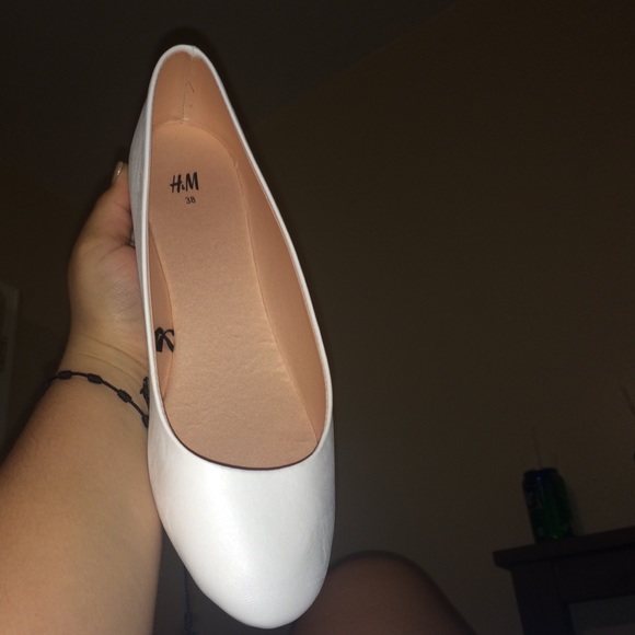 h m flat shoes 58 h m shoes h m flats from joselyn s closet on h m flat shoes 58 h m shoes h m flats from joselyn s closet on