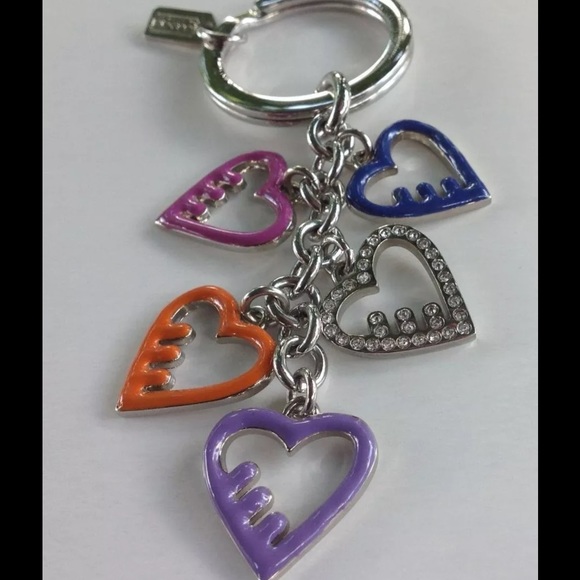 COACH F92855 NWOT PAVE CRYSTAL POPPY HEARTS KEYFOB