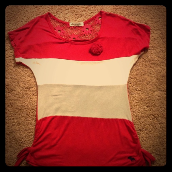 Cute Abercrombie tshirt
