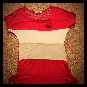 Cute Abercrombie tshirt
